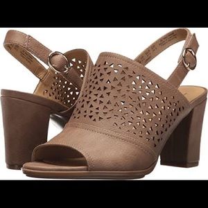 Naturalizer neutral wedge shoes